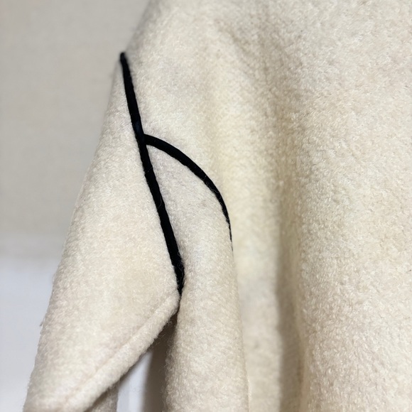 Modern Citizen Cream Teddy Jacket with Black Trim - Picture 9 of 12